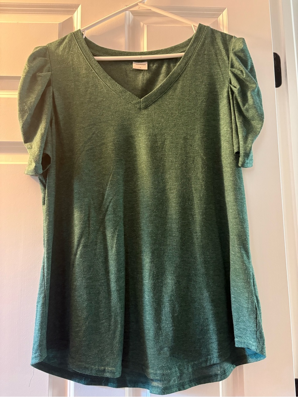 Green V-Neck Short Sleeve Tee with Puff Shoulders
